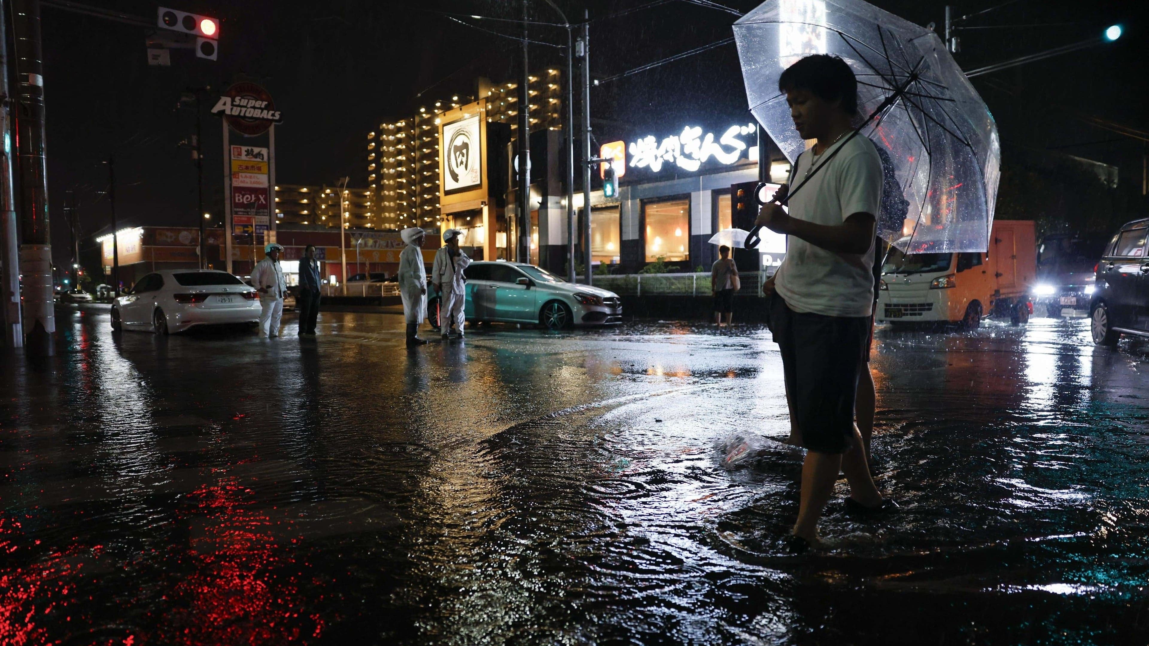Torrential rain in Japan's Chiba Pref. prompts warnings over cars trapped on flooded roads