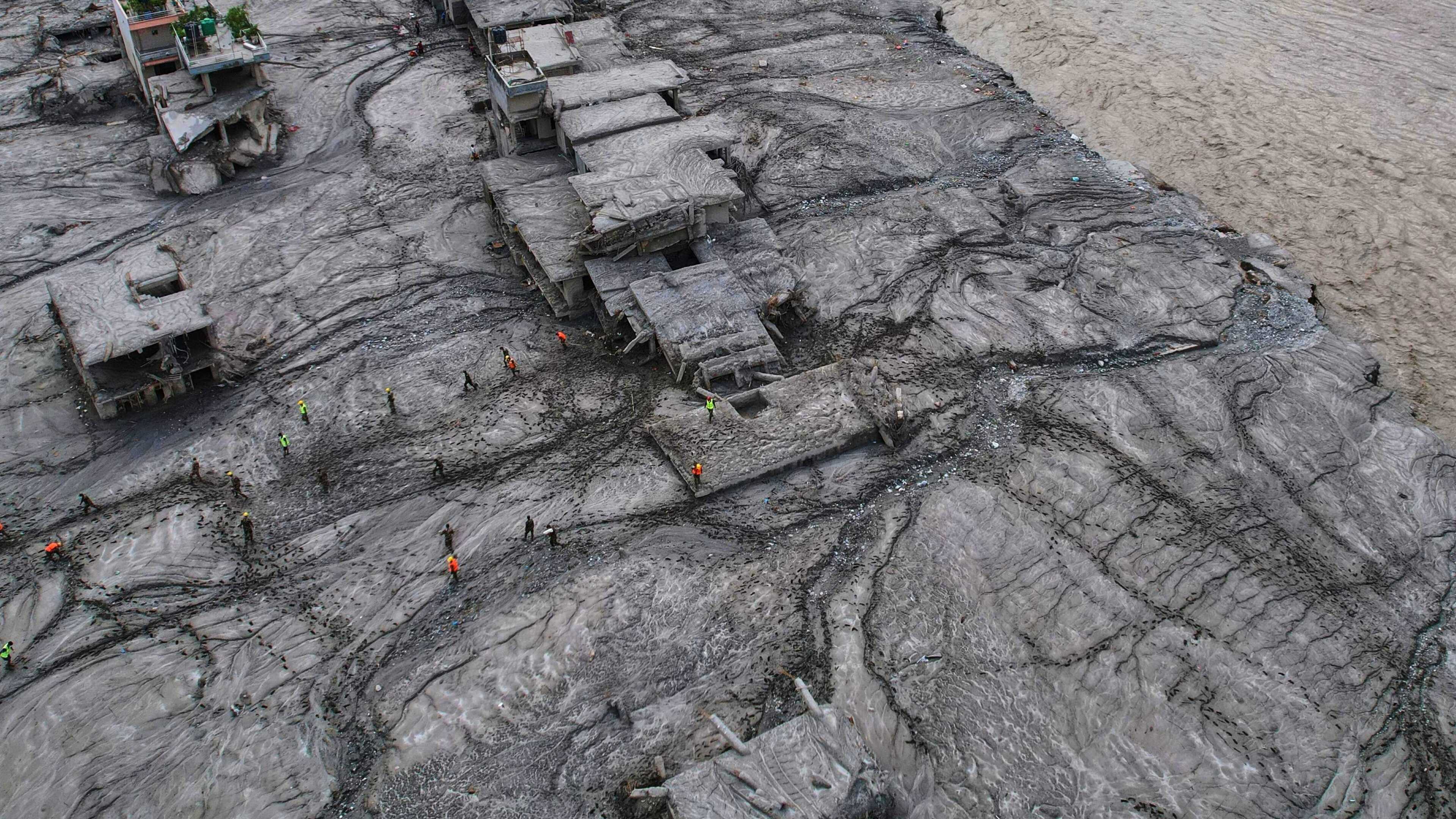 Death toll from catastrophic flooding in Nepal and China passes 1,000