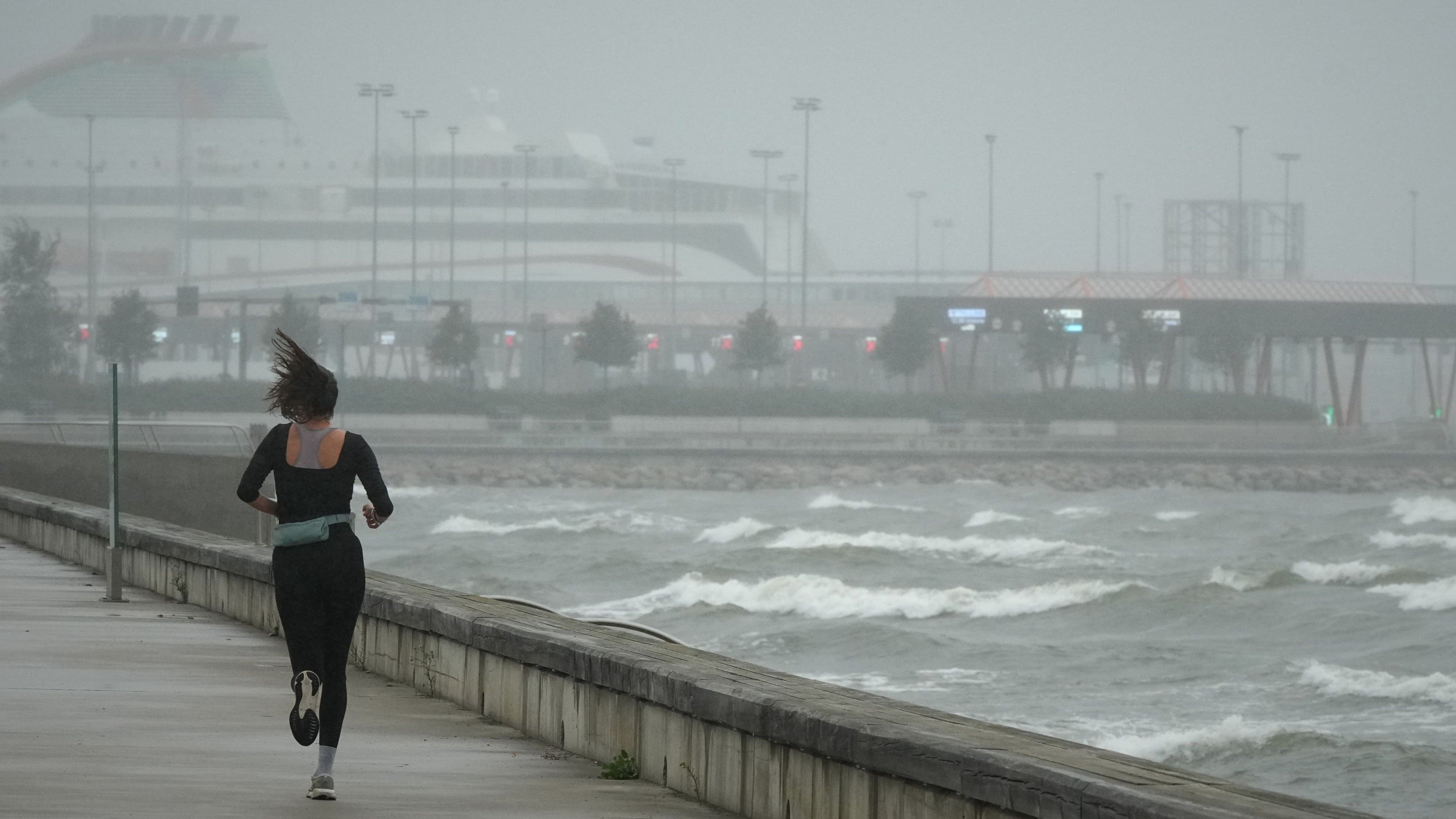 Deadly storm leaves half a million without power in Poland, Baltics