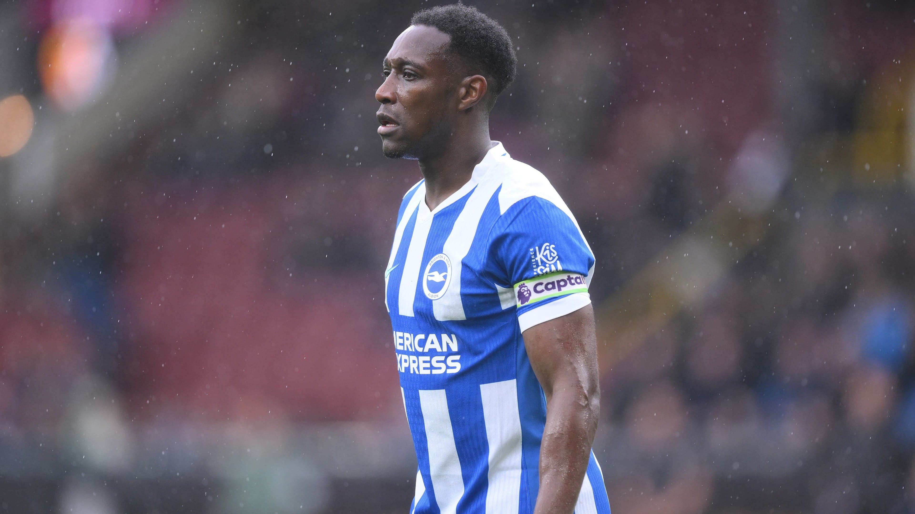 Brighton’s Danny Welbeck set for Chelsea medical after agreeing two-year deal