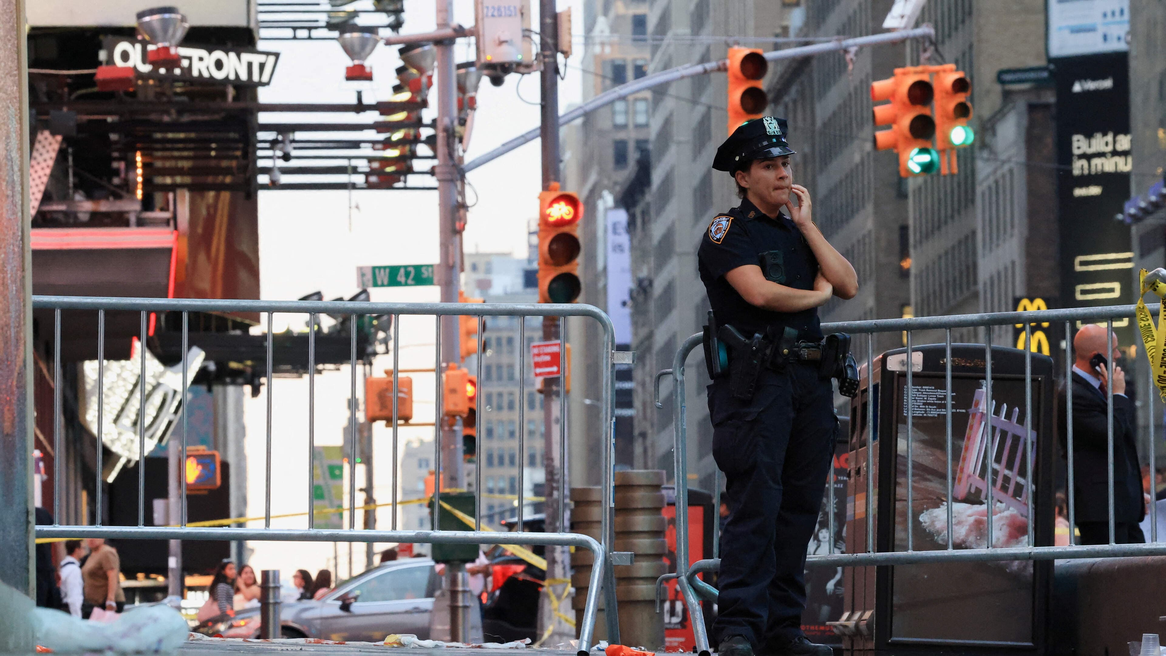 Stabbing suspect shot dead by police in New York's City’s Times Square