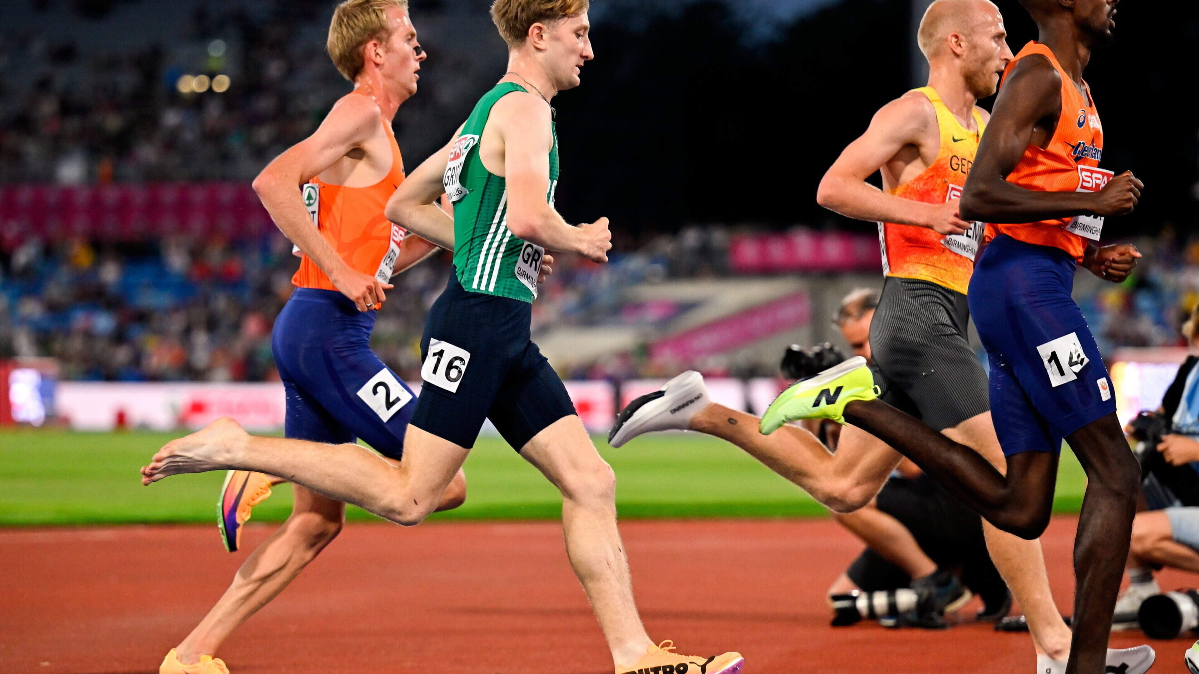 Nick Griggs finishes eighth despite losing a shoe as Jakob Ingebrigtsen returns to golden redemption run in 5,000m final