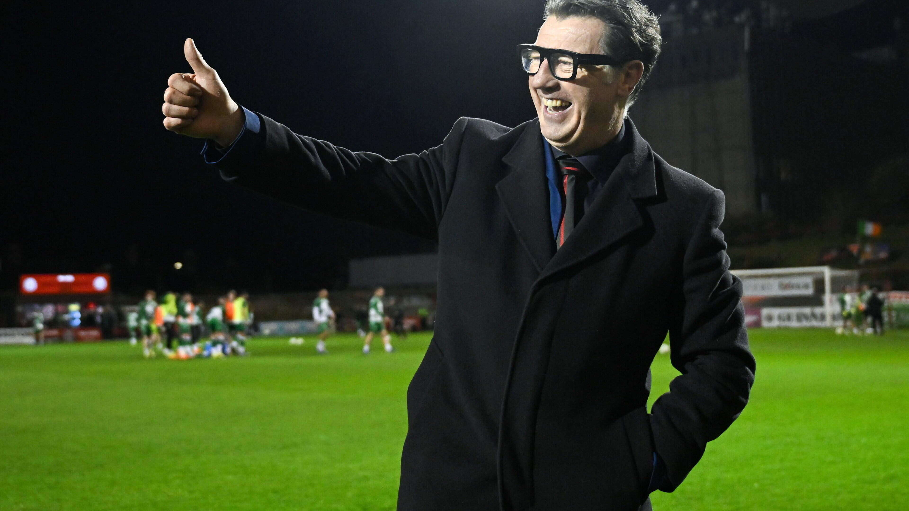 ‘It was either walk the beach in Spain and have a nice swim or stand here!’ — Ex-Bangor boss joins Ebbsfleet United
