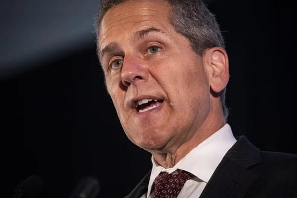A Fed governor warned he'll support a rate hike if inflation doesn't ease