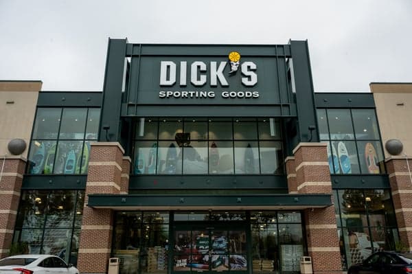 Dick's Sporting Goods stock falls 20% as retailer misses expectations, cites 'challenging' footwear market