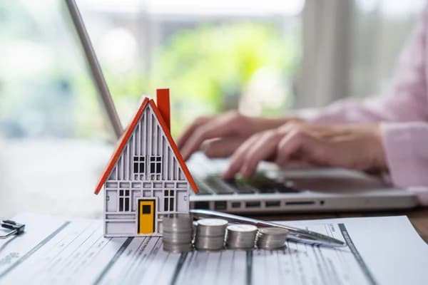 Mortgage applications are sliding again as rates climb to their highest level in three weeks