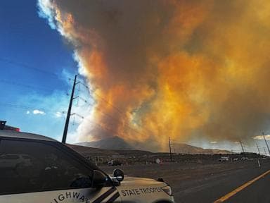 Fast-growing Hawk Fire explodes to 10,000 acres, spurs evacuations outside Reno
