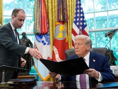 Trump announces staff secretary Will Scharf will be his new White House counsel