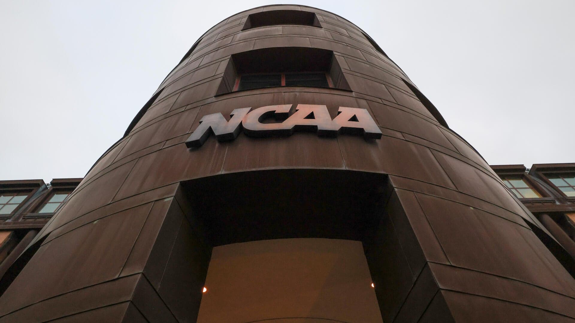 Colorado judge immediately grants extra year of eligibility to NCAA athletes who just graduated
