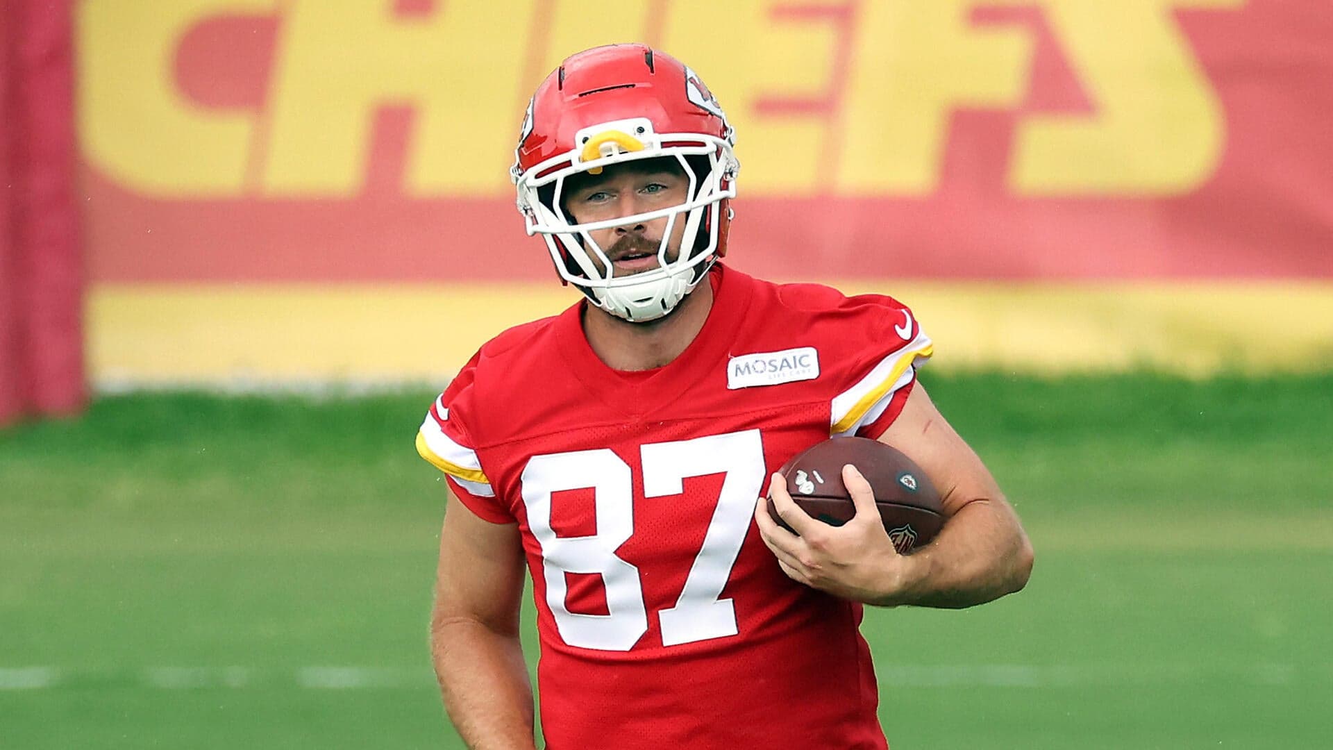 Andy Reid Shoots Down Rumors of Travis Kelce's 'Dad Body'