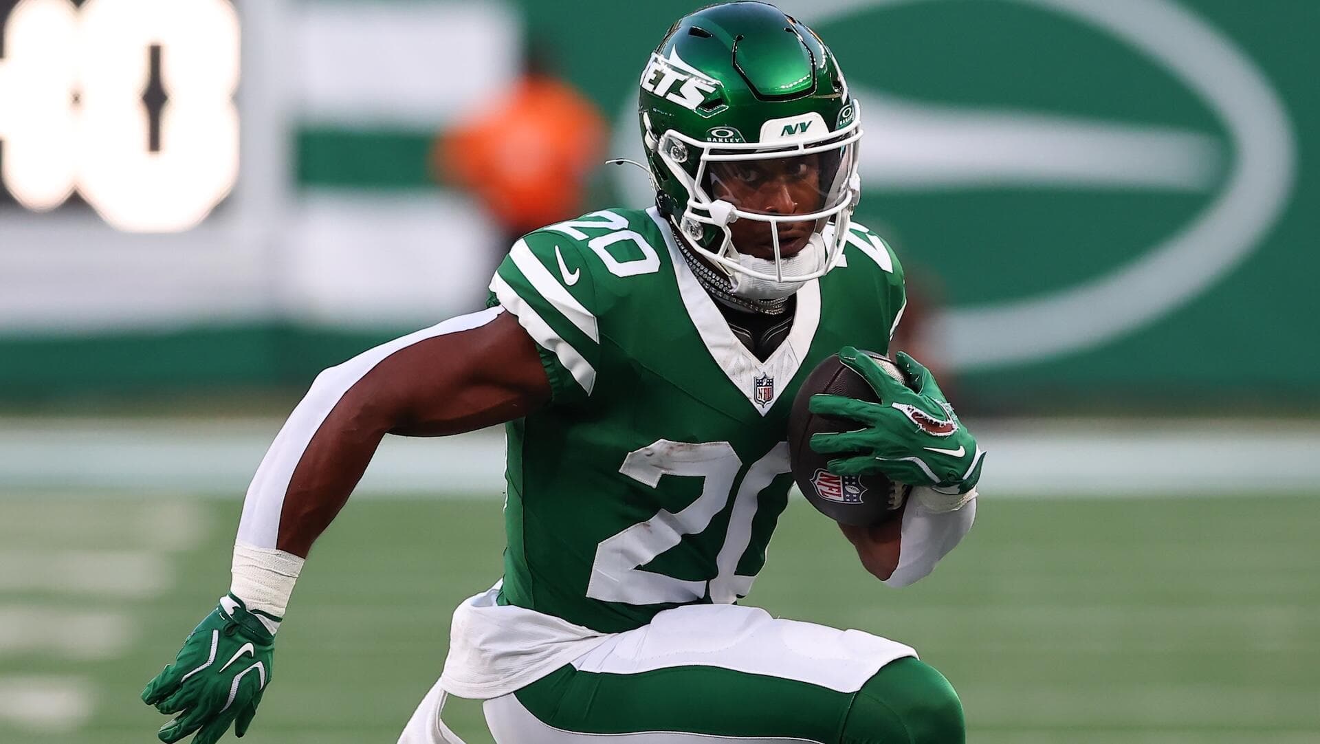 NFL preseason injuries tracker: Breece Hall's status, Jeremiyah Love update