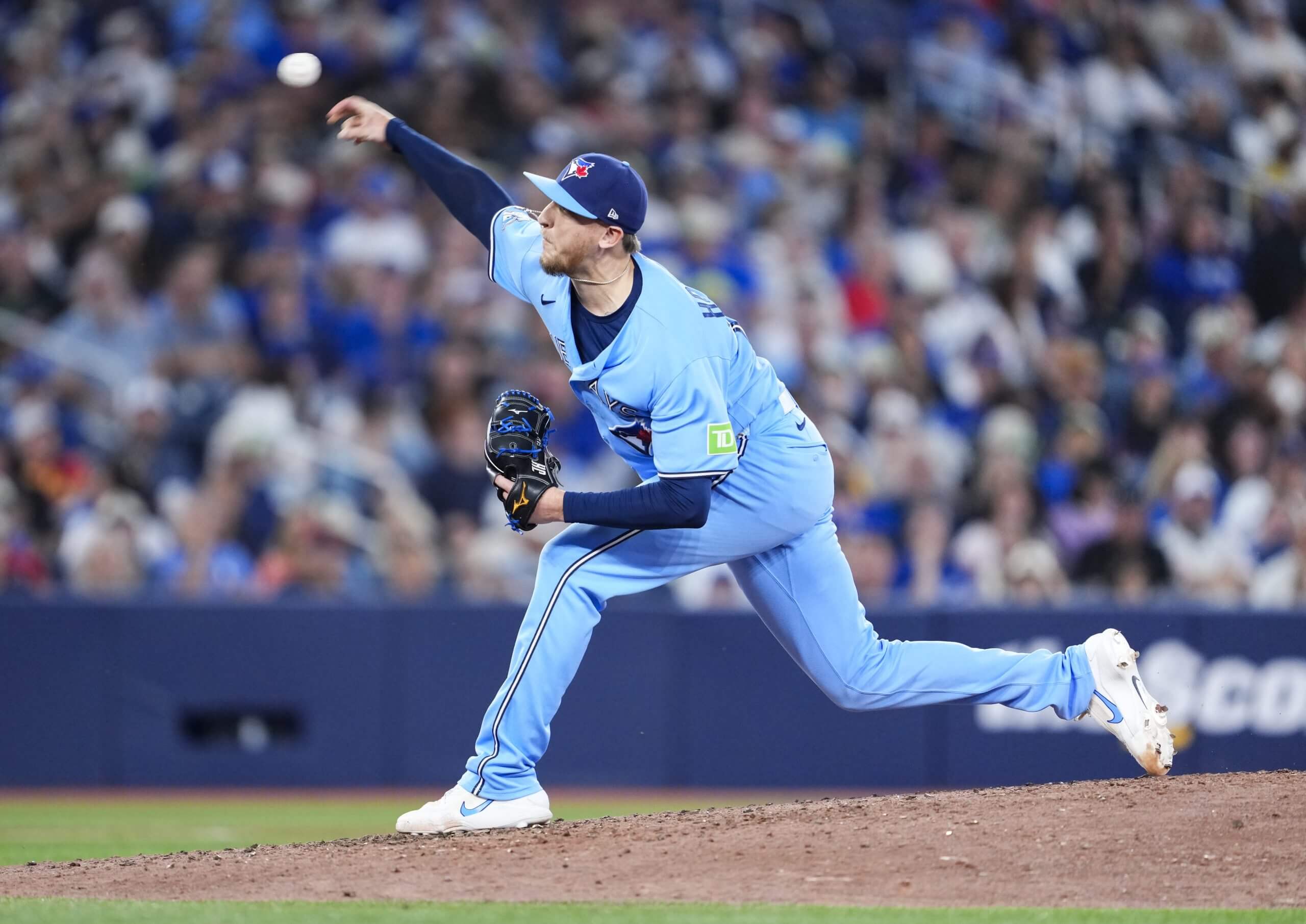 Twins acquire Blue Jays reliever Jeff Hoffman to aid postseason push: Source