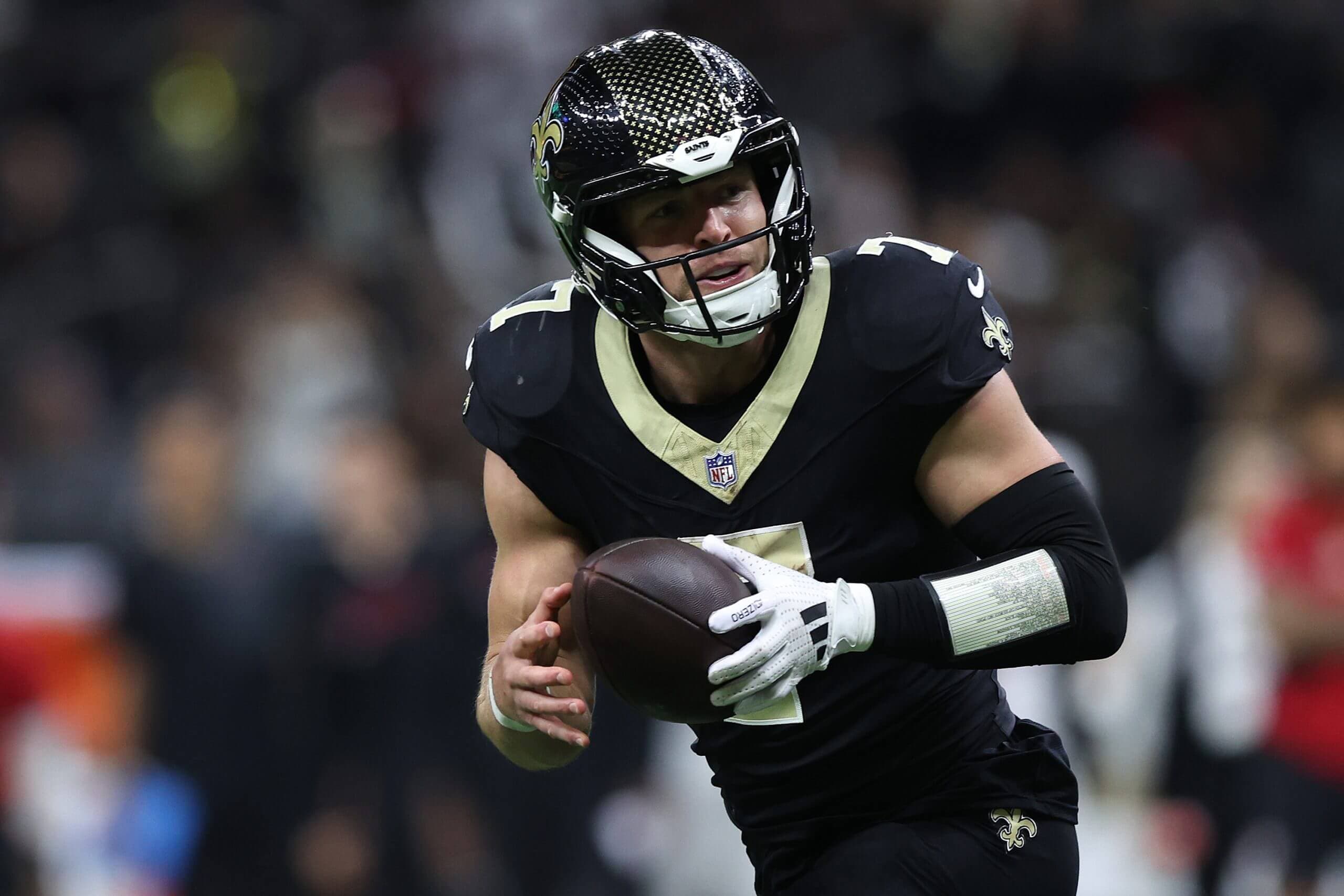 'Swiss Army knife' Taysom Hill bids farewell to New Orleans Saints