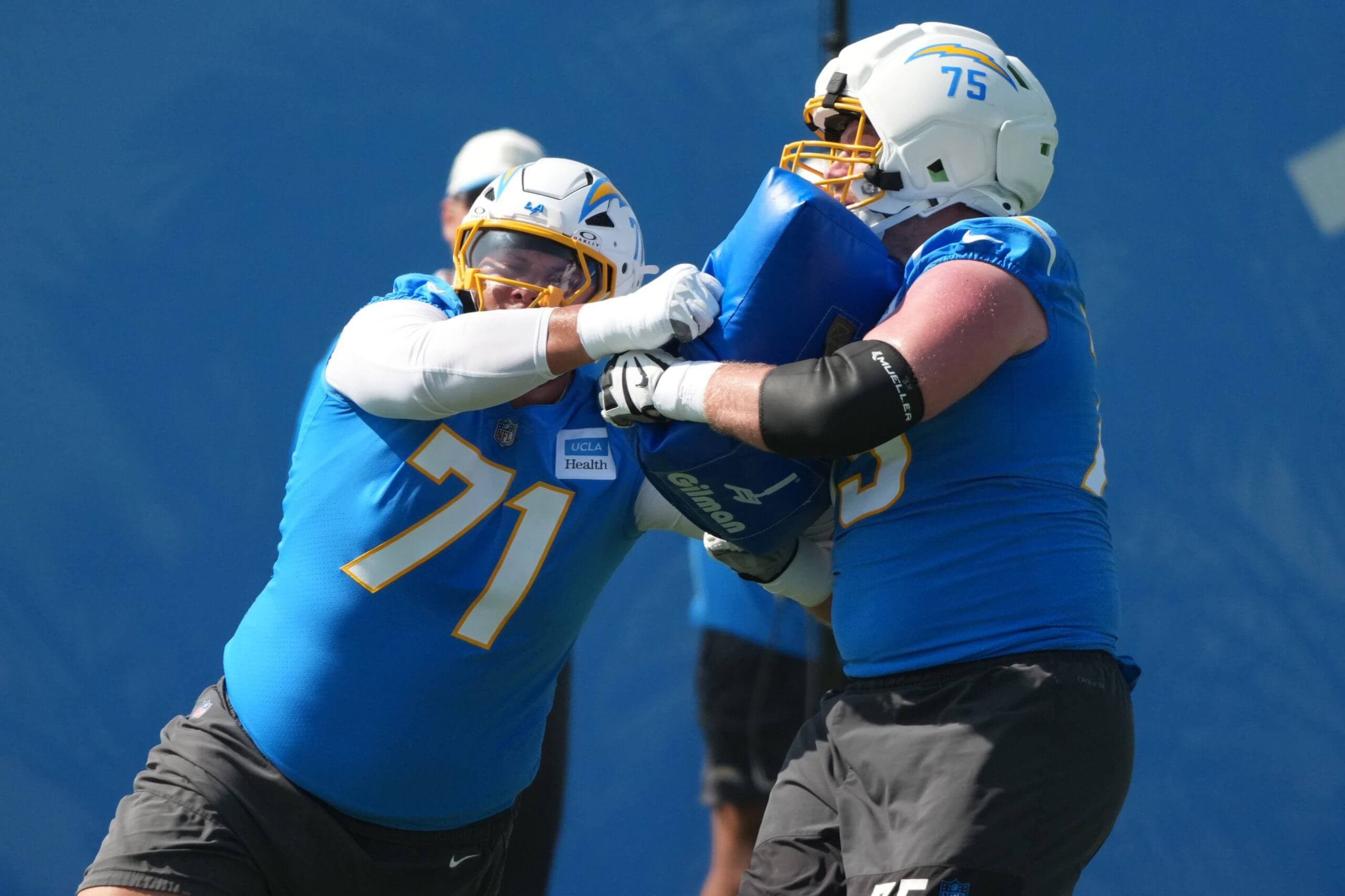 Chargers training camp: Wide-open left guard battle is heating up