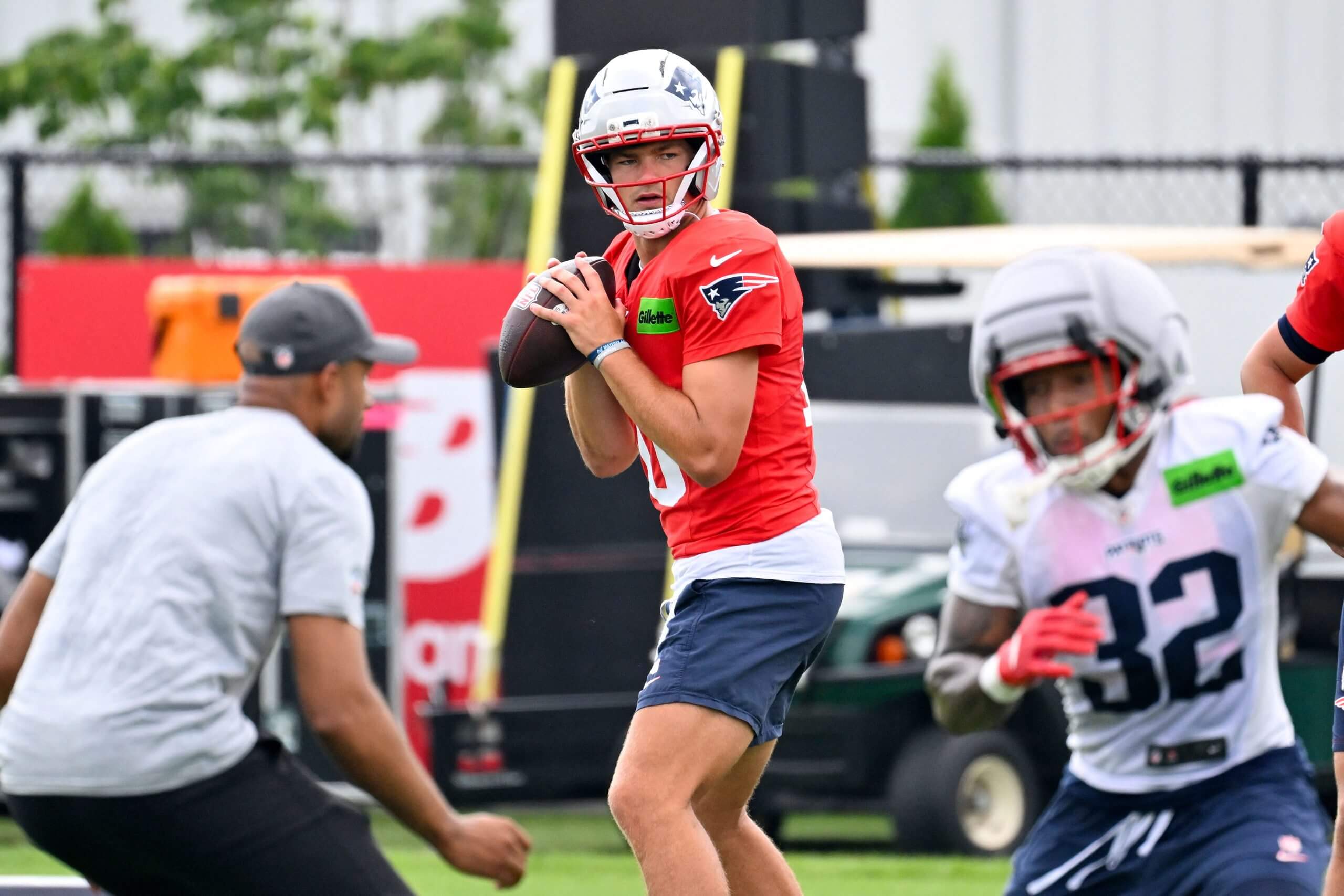 Patriots training camp: Thoughts on the team's 44 offensive players after one week