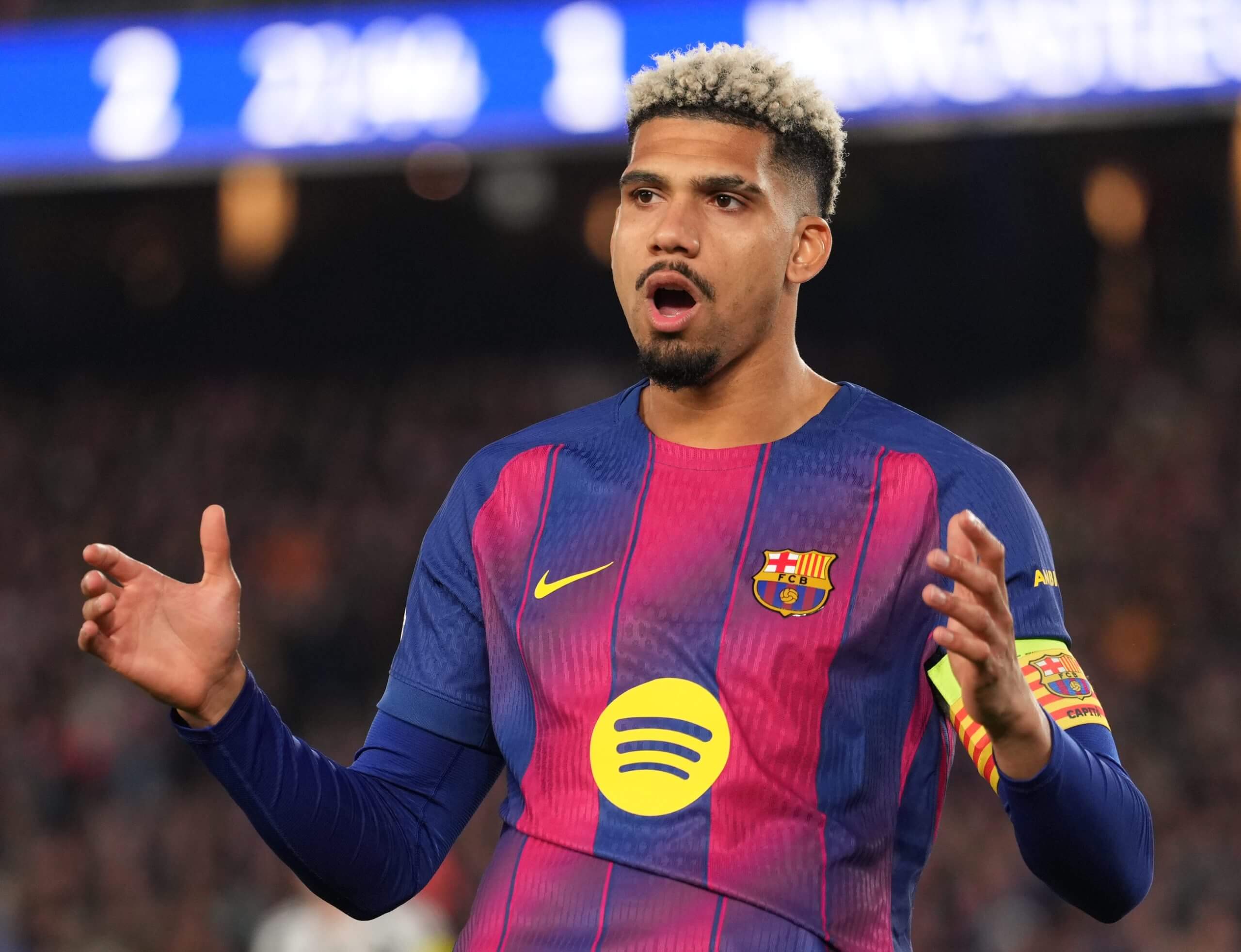 Why the Ronald Araujo deal makes sense for both Liverpool and Barcelona