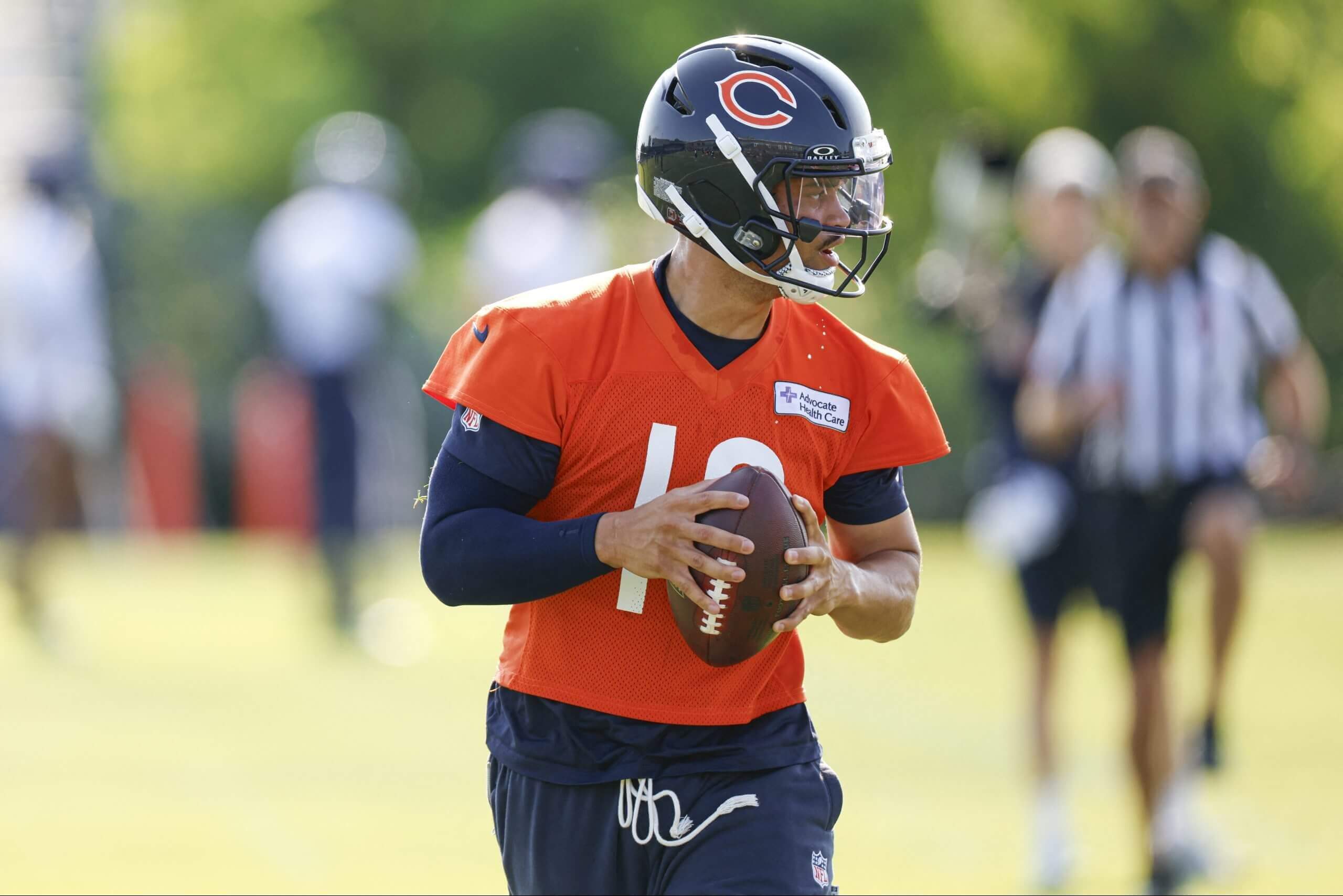 Caleb Williams' big finish adds bright spot to another Bears practice marred by injuries