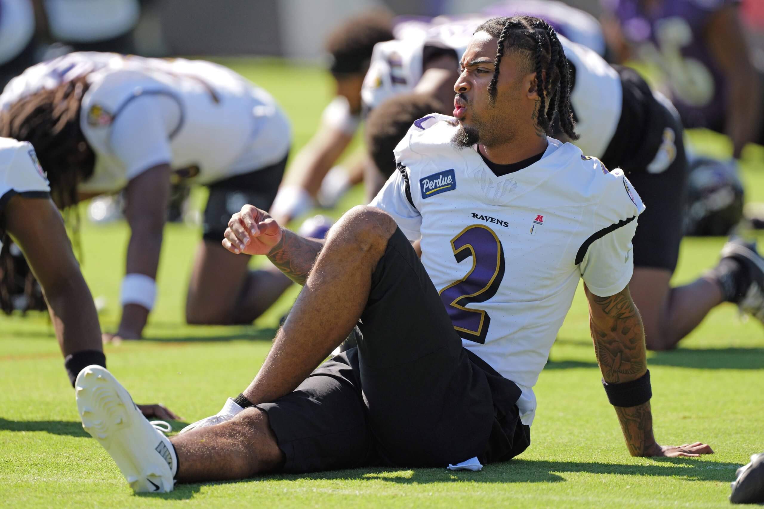Injury to Nate Wiggins marred another strong practice by Ravens' defense