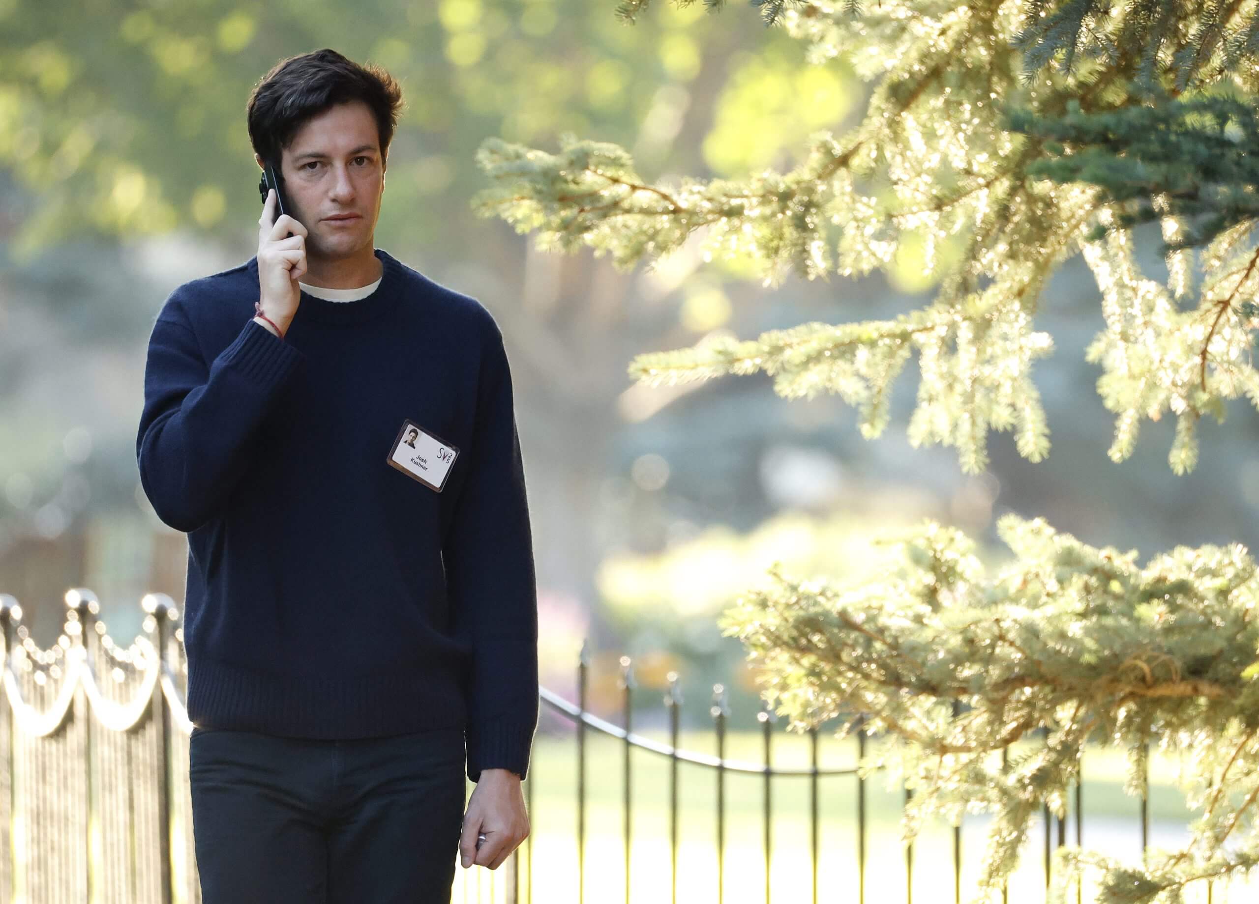 Who is incoming Lakers owner Joshua Kushner?