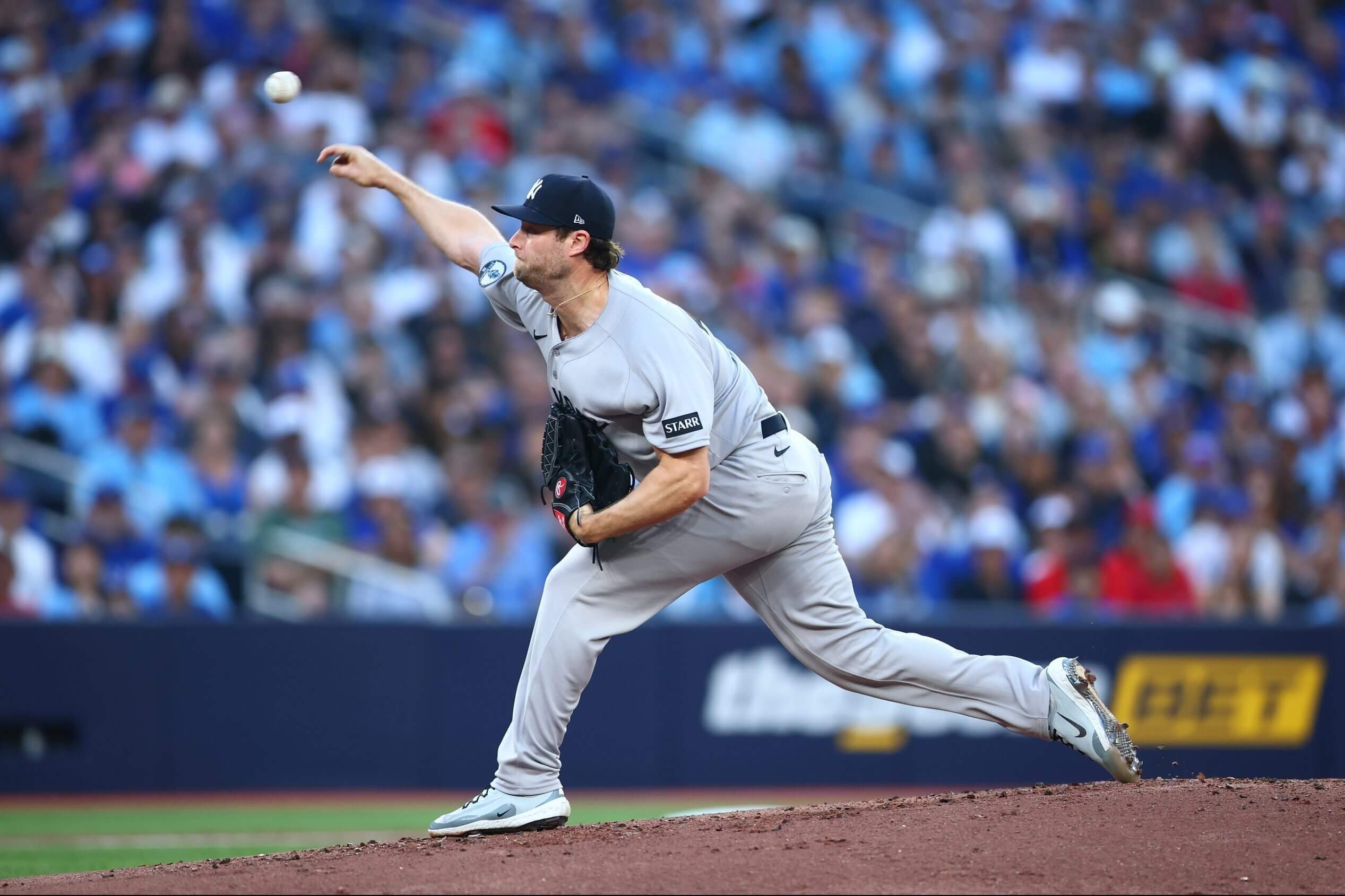 Yankees make Toronto look like house of horrors again in ugly loss to Blue Jays