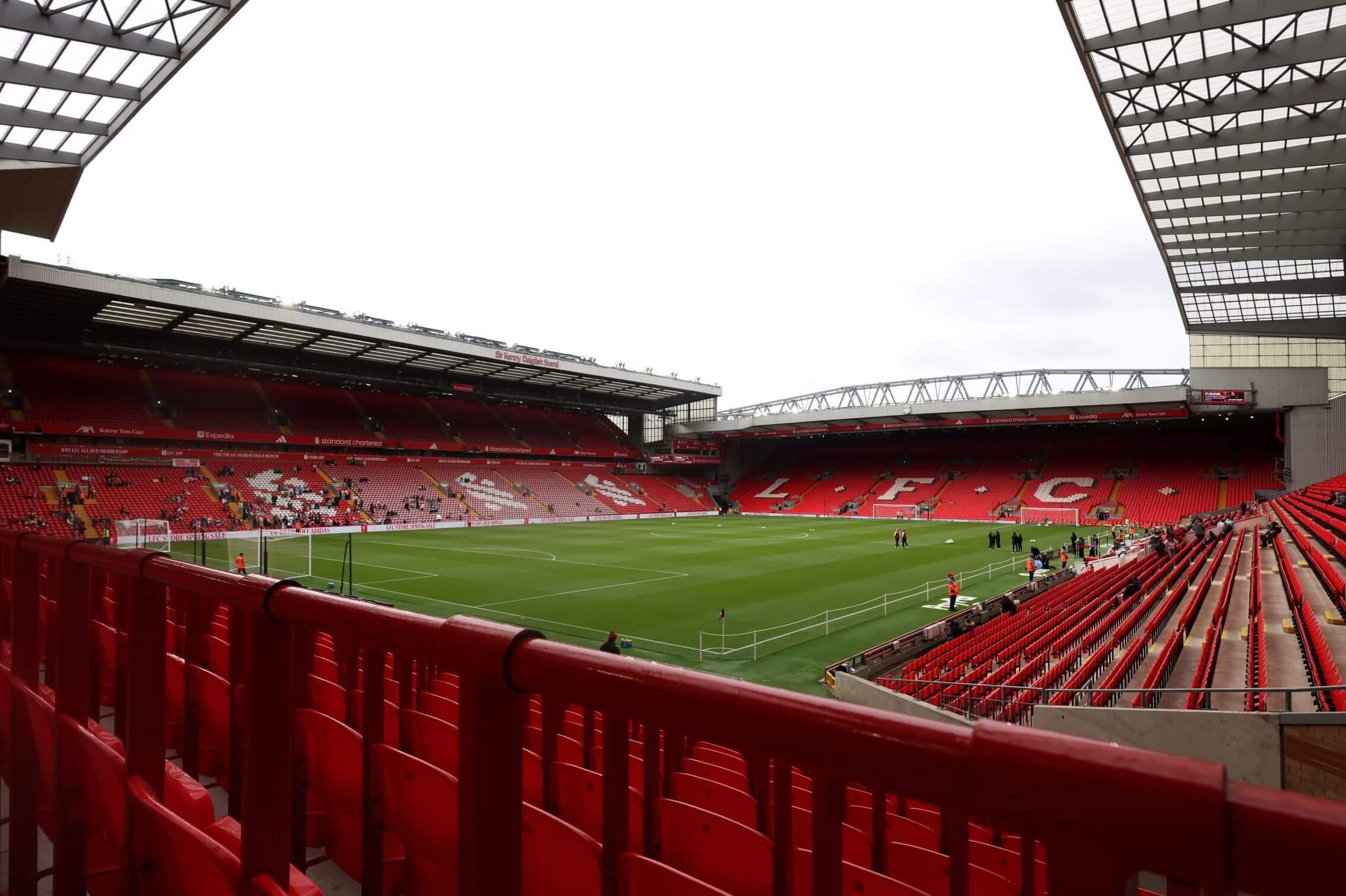 Jeff Bezos consortium owns close to 40% of Liverpool