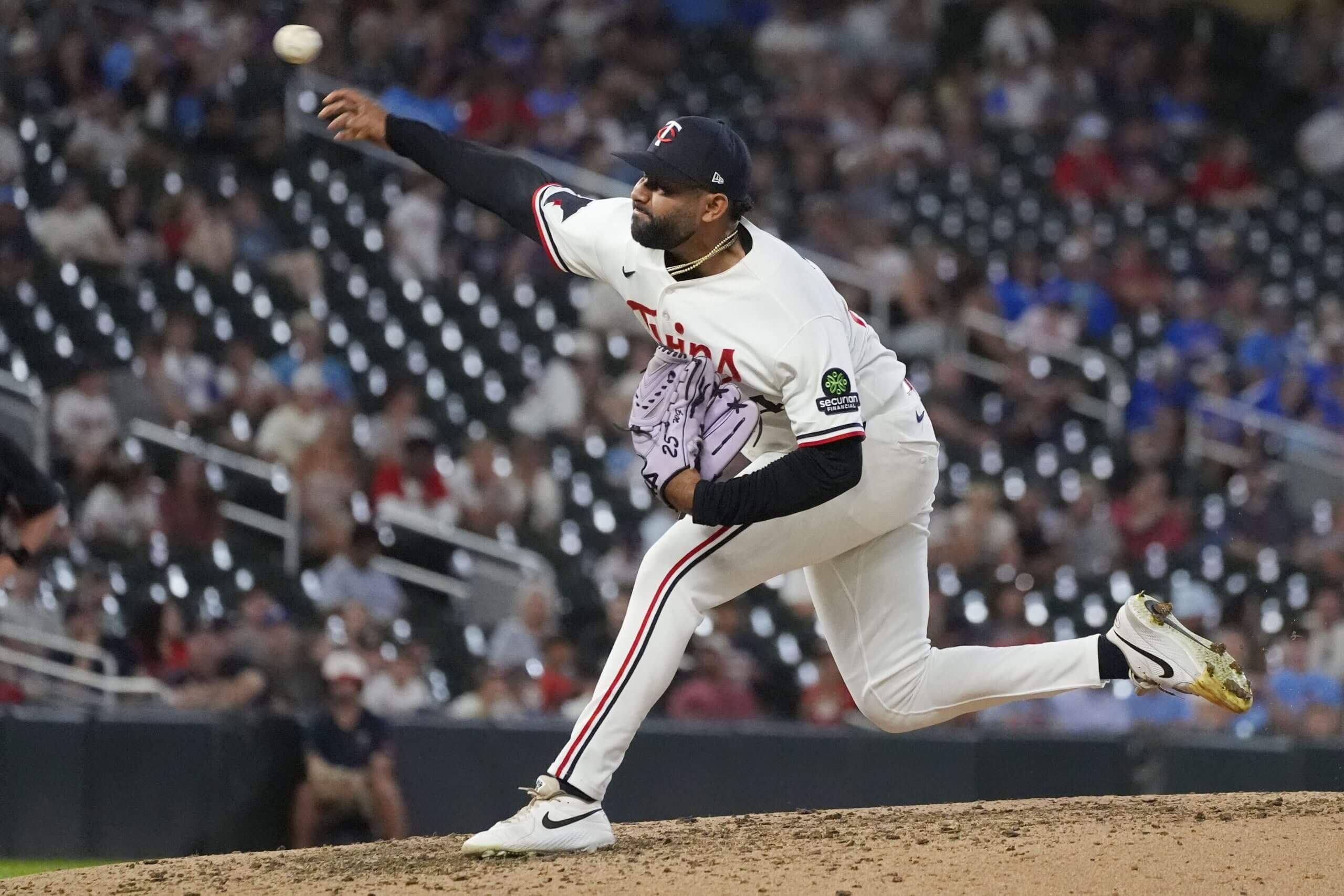 Minnesota Twins’ revamped bullpen helps secure series win over Braves, boost wild-card hopes