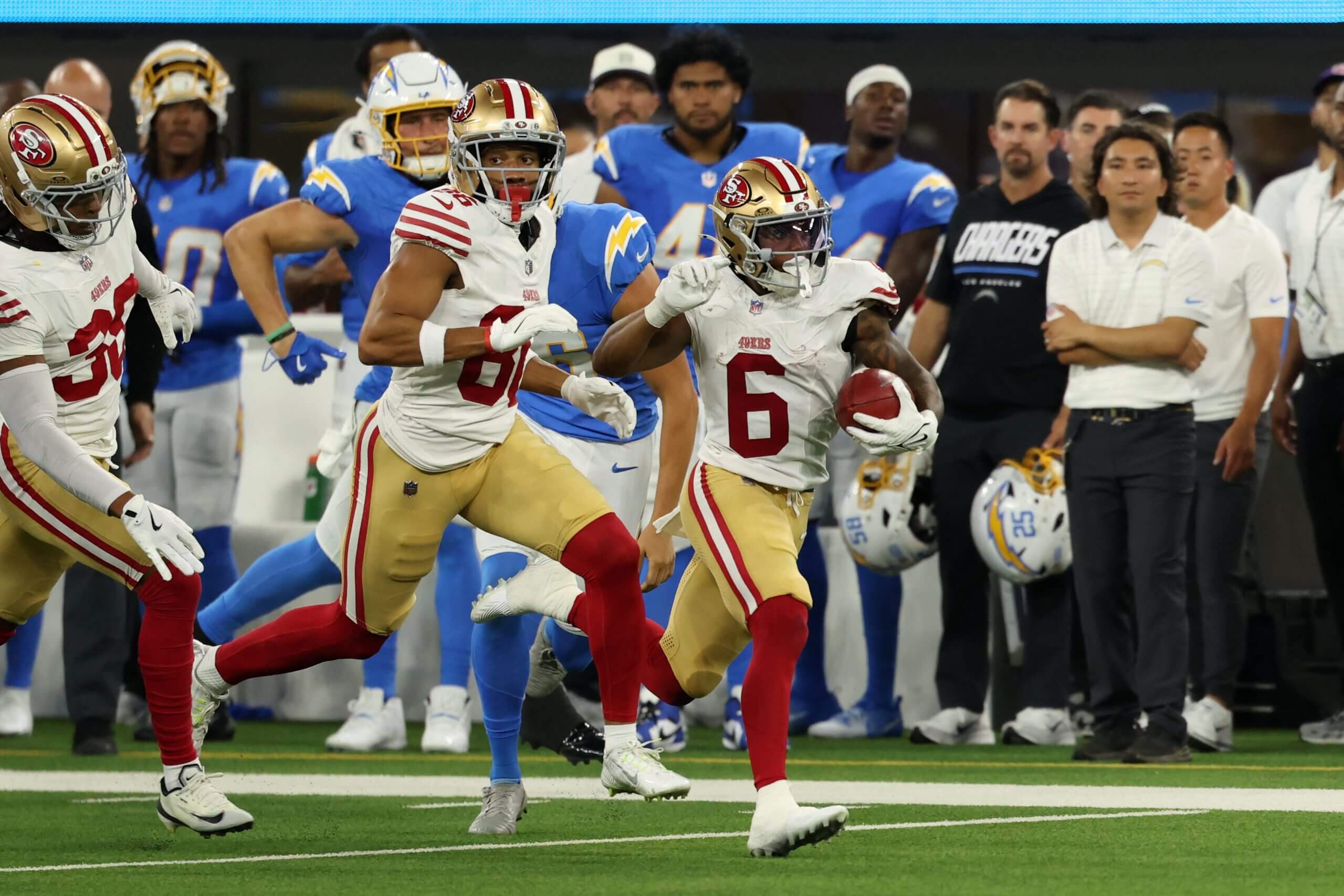 49ers preseason takeaways: Jacob Cowing states his case, rookies impress in starting roles
