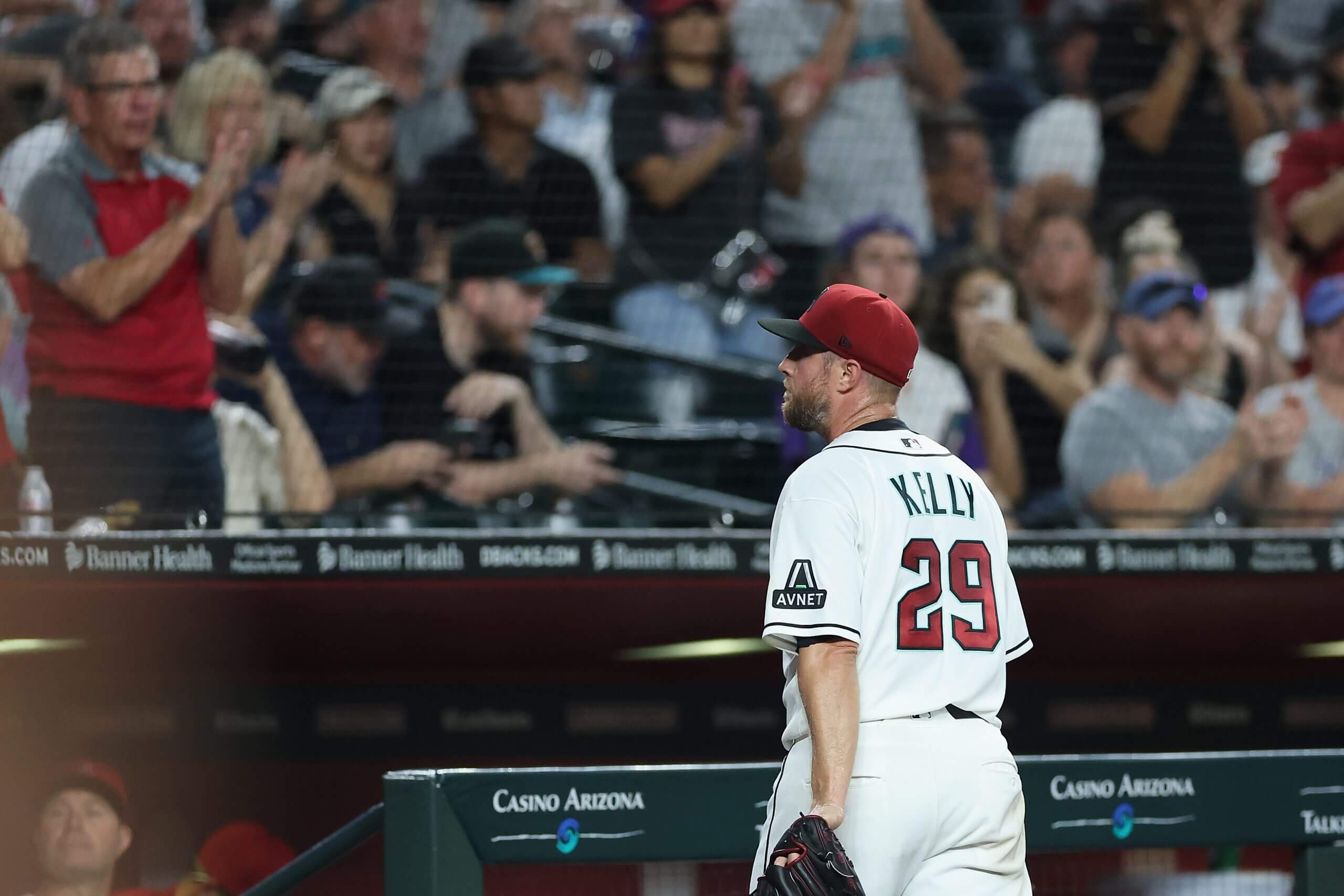 Diamondbacks' Torey Lovullo apologizes to Cubs after sign-relaying spat: 'I stand corrected'