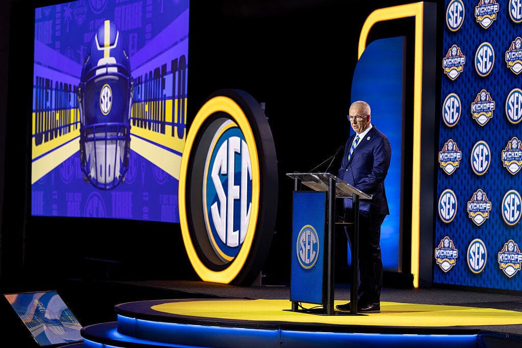 Texas, Louisiana judges rule against SEC, NCAA, opening return for players on NFL rosters