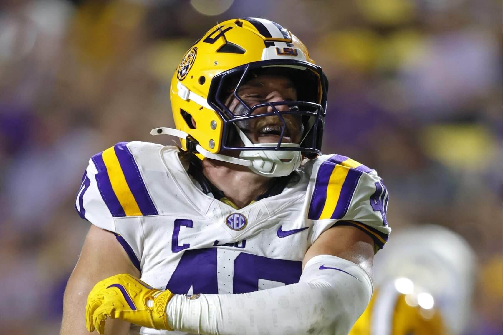 College football Week 1: Kiffin makes LSU debut, No. 24 Louisville-No. 9 Ole Miss only Top 25 game
