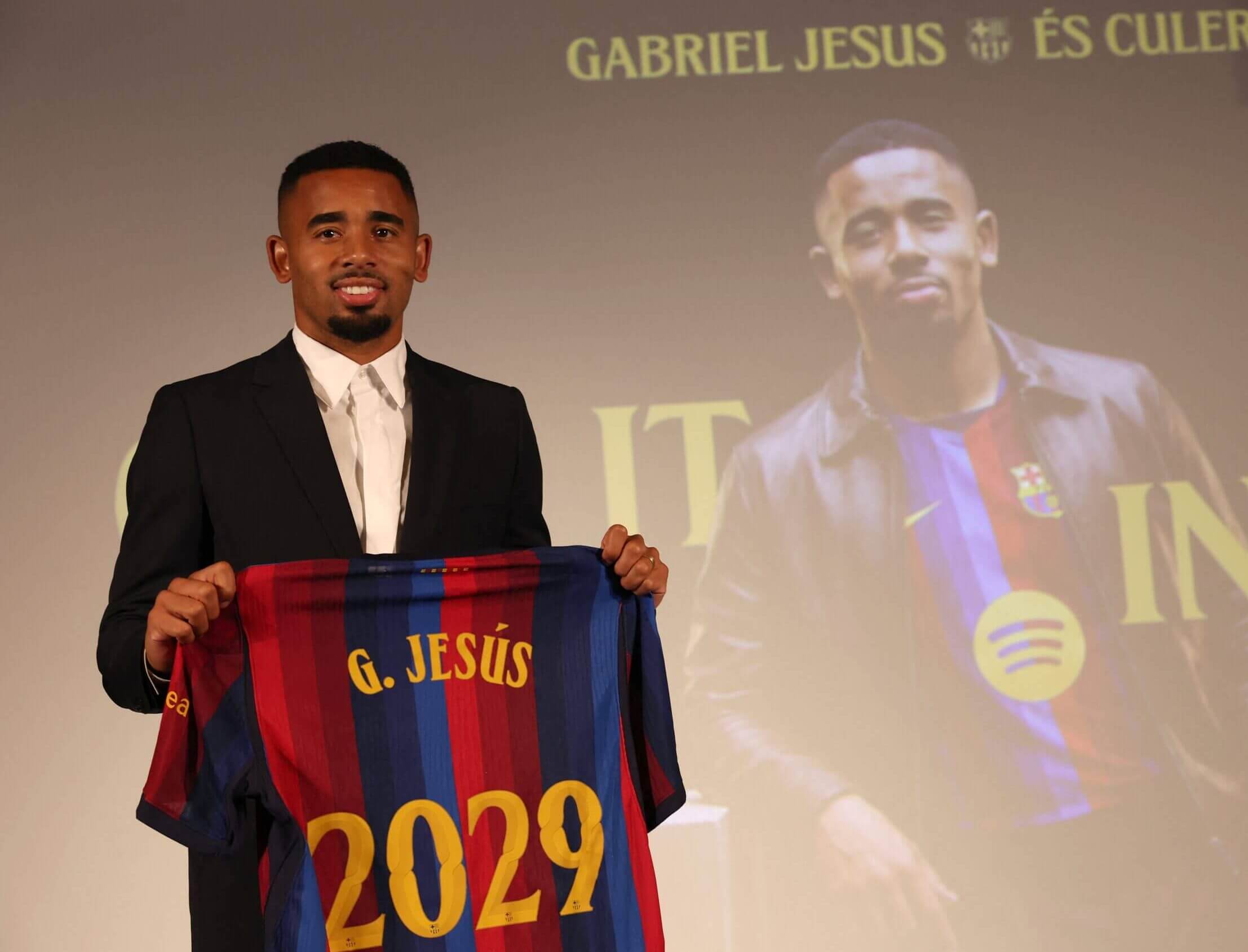 Barcelona's transfer window review: No Julian Alvarez, but Gabriel Jesus signs on deadline day
