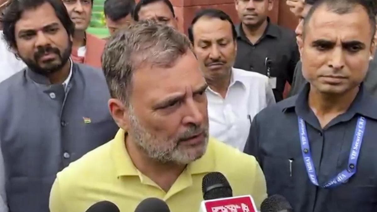 Rahul attacks PM Modi over appointment of Pralhad Joshi as Education Minister
