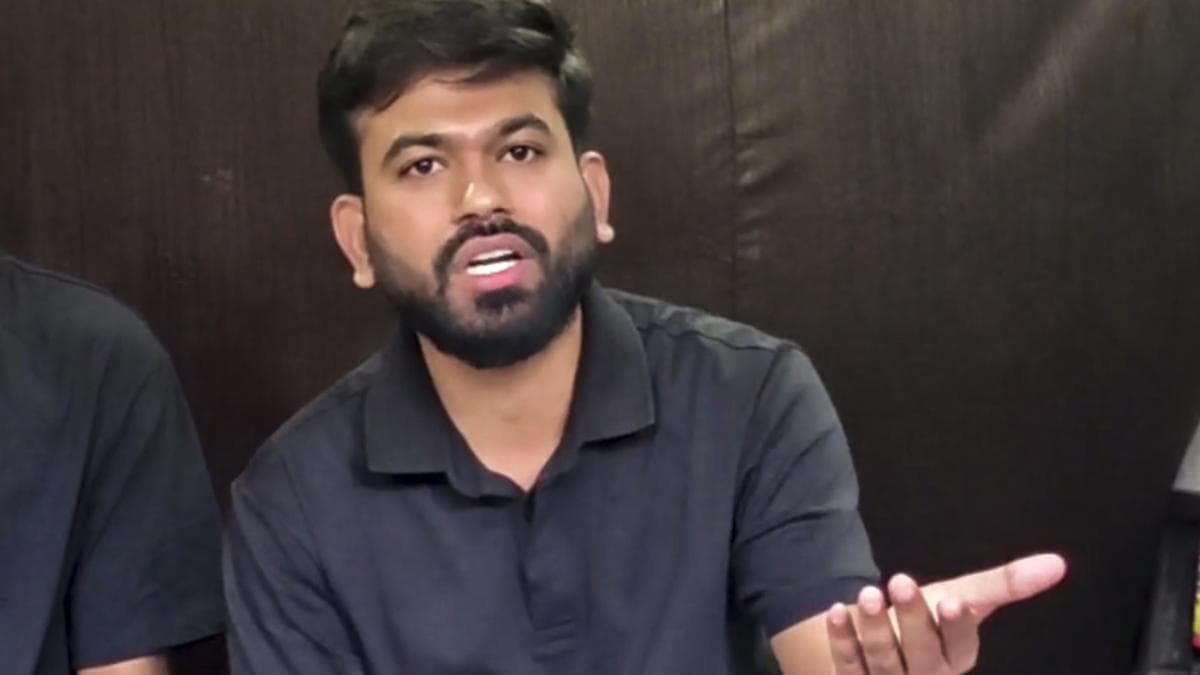 BJP thinks it is bigger than RSS; should listen to Mohan Bhagwat: Dipke