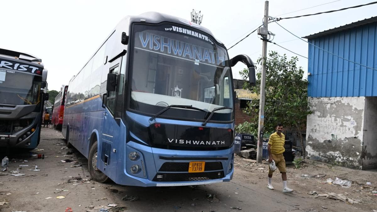 Minor girl gang-raped inside moving bus during Noida-Delhi journey after being offered lift amid heavy rain