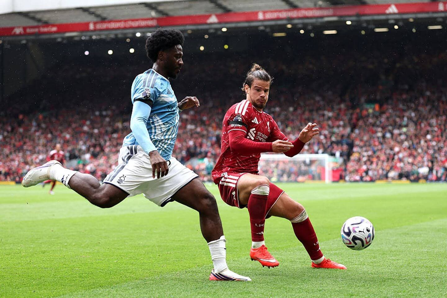 Premier League live scores: Latest updates and analysis as Forest lead Liverpool after Ndoye goal