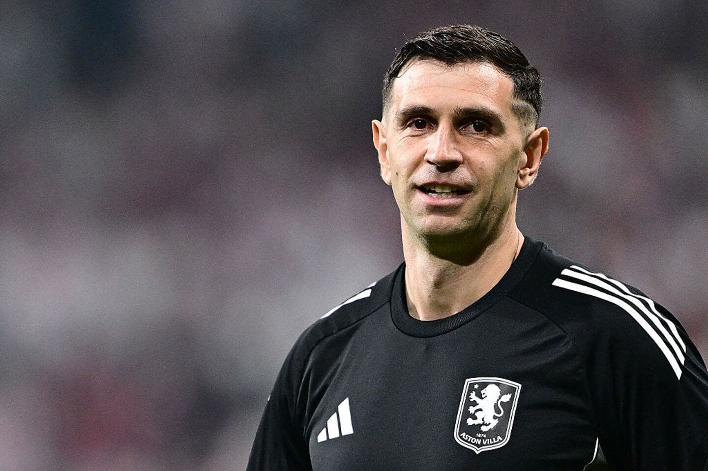 Martinez offered to Chelsea, Brentford close to £40m Diouf deal, Marmoush set for Spurs medical: Live transfer news updates