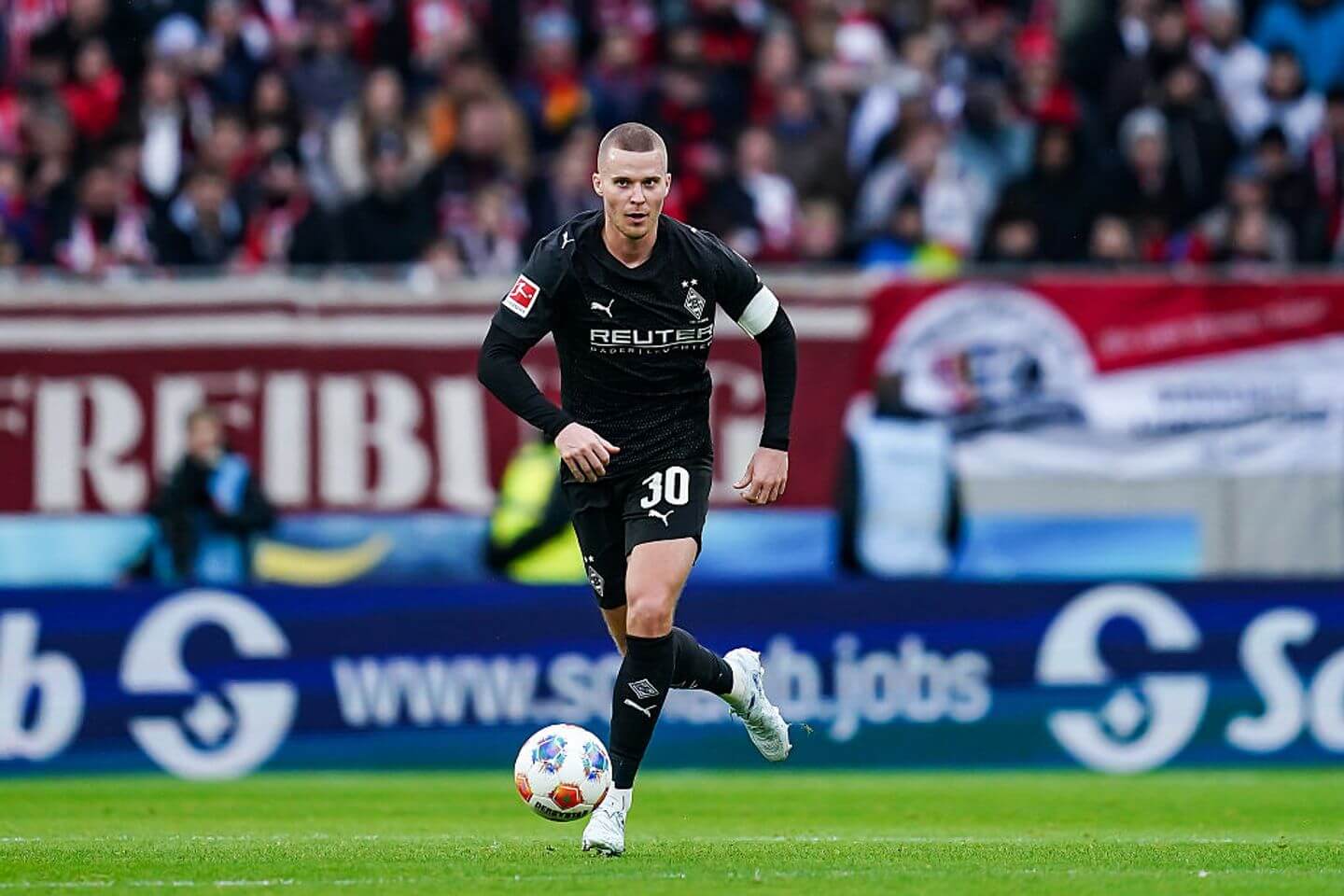 Leeds hopeful of signing Elvedi, Newcastle working on Dedic deal: Thursday live transfer news