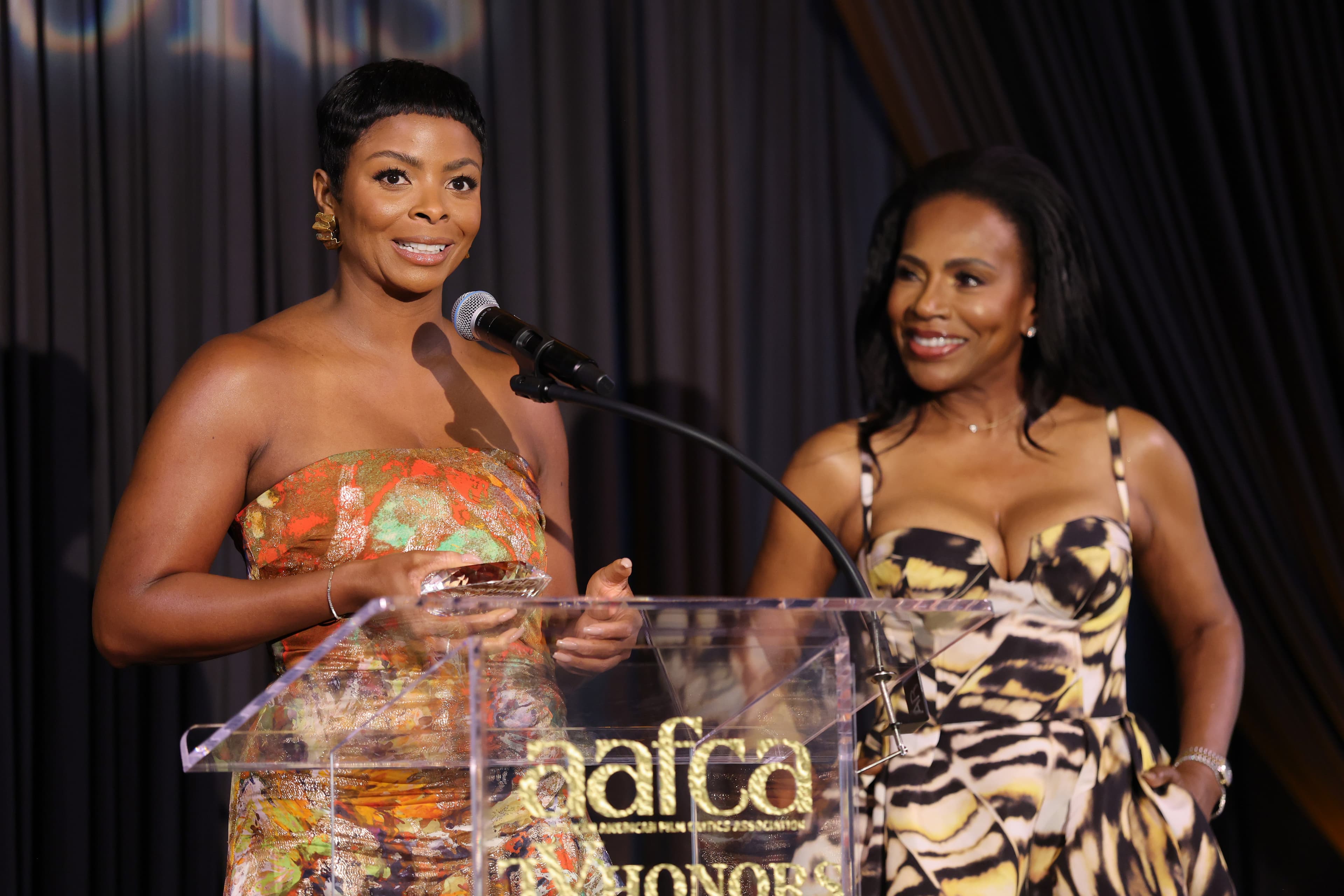 ‘Abbott Elementary’ Stars Sheryl Lee Ralph and Janelle James on the Paramount-Warner Bros. Merger: ‘We’ve Lost Too Many People’