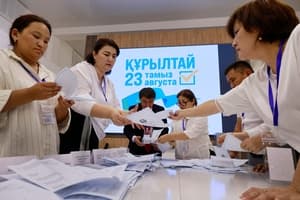 Kazakhstan's ruling party wins parliamentary elections: exit polls