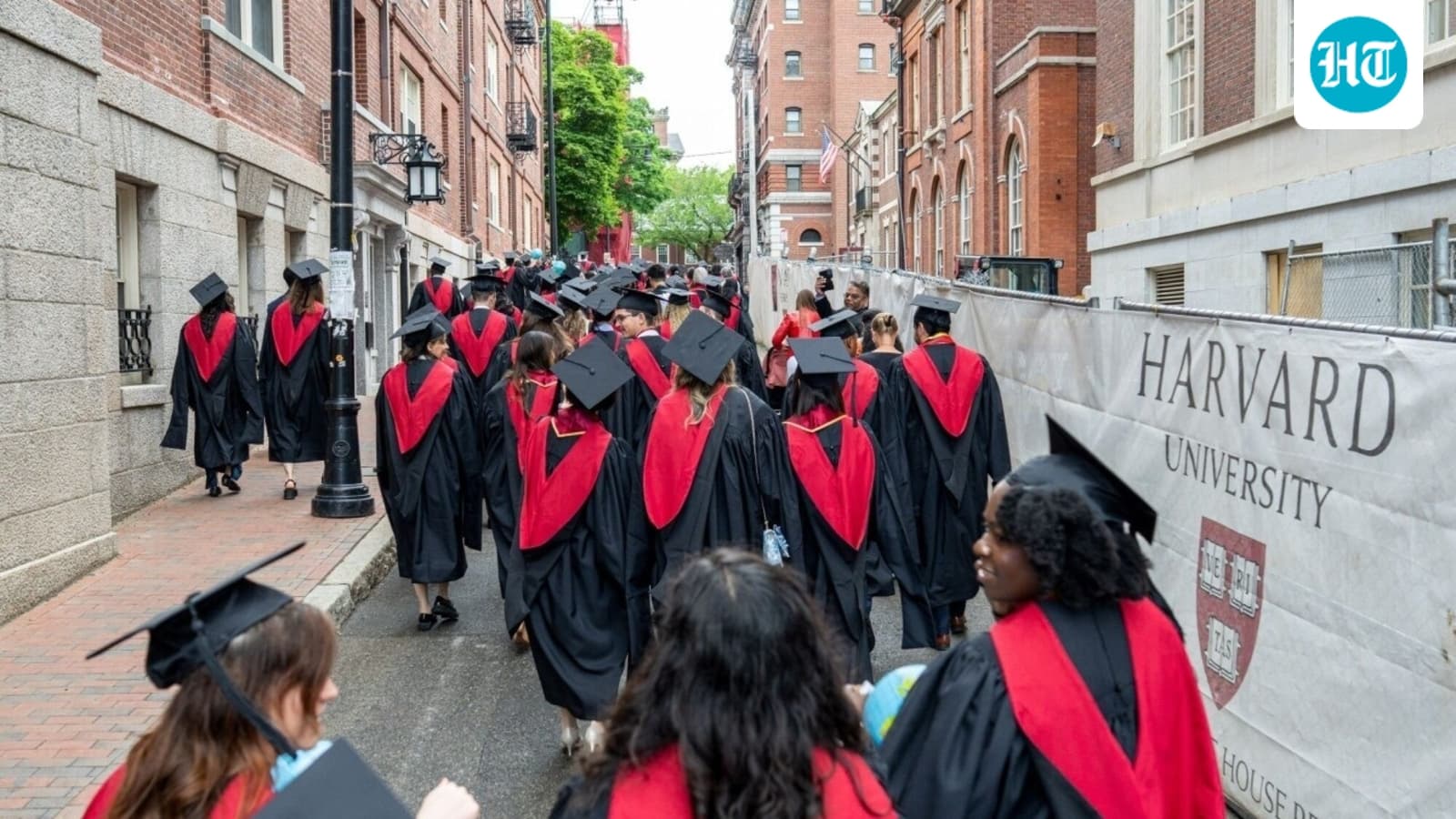 U.S. Weighs $100,000 Fee for Foreign Students Wanting to Work After Graduation