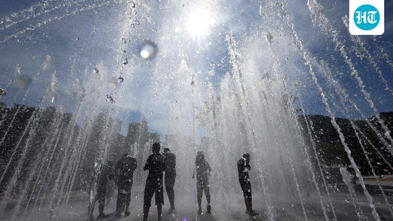 South Korea issues heatwave alert as temperature hits record