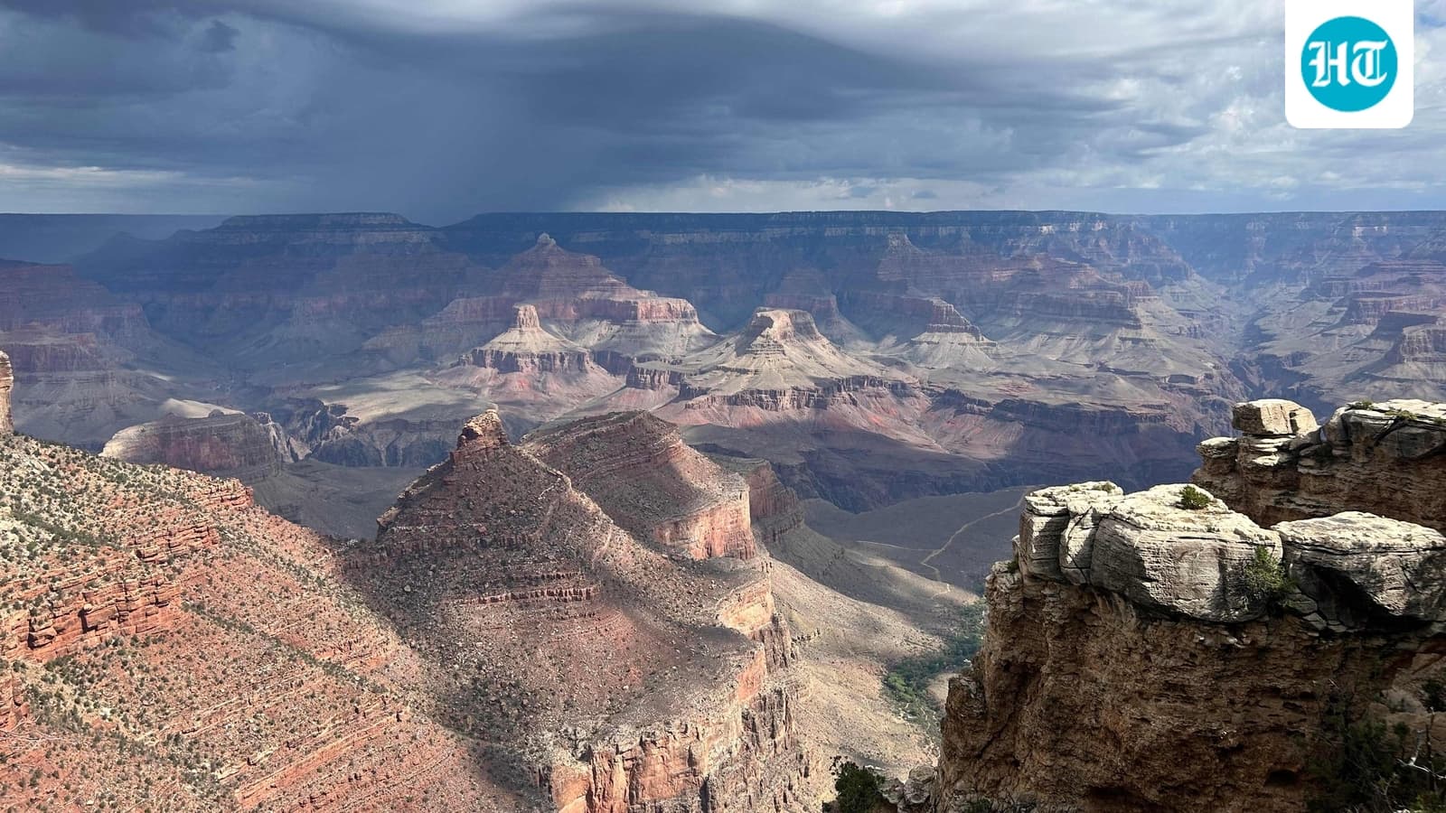 1 dead, around 15 missing after Grand Canyon hit by flash floods