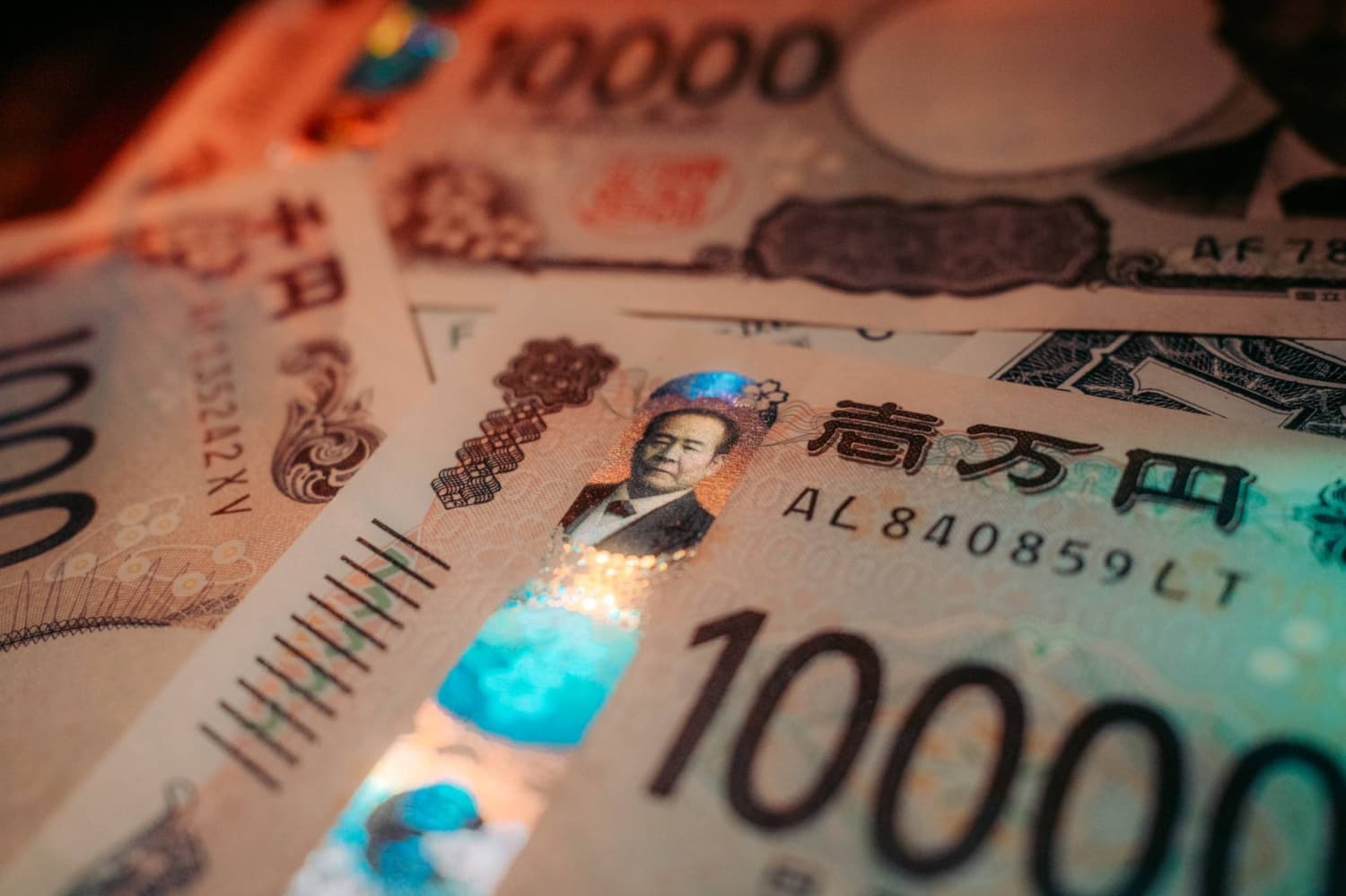 Yen bears retreat as intervention seen capping currency weakness