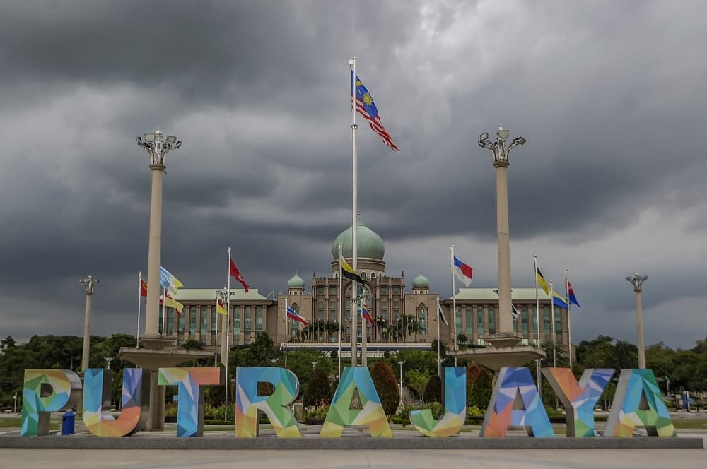MetMalaysia issues special National Day forecast with thunderstorms, rain and haze expected through the weekend