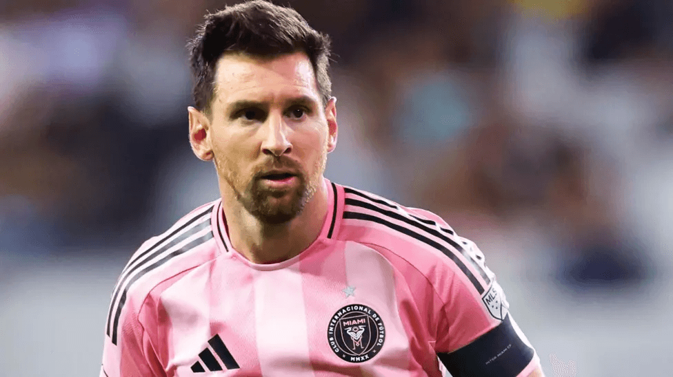 Messi misses Miami defeat after death of father