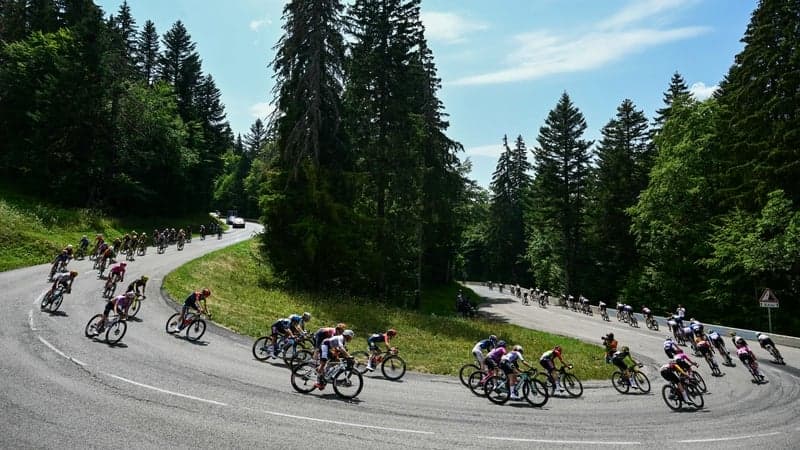 Padded bra concerns brings scrutiny at Tour de France