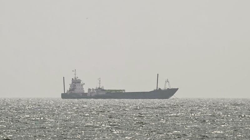 Iran says deal with Oman on control of strait is close